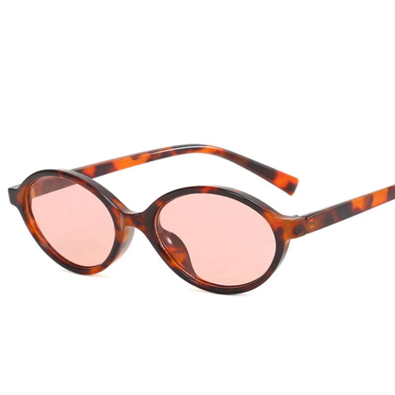 Ovale Sonnenbrille mit Leopardenmuster – dekorative Brille