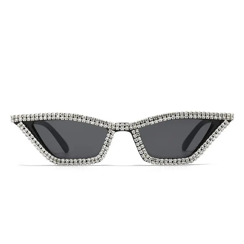 Die diamantbesetzte Cat-Eye-Sonnenbrille – trendige Mode